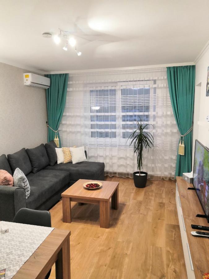 Laurențiu Apartaments 2 Brașov Exterior foto